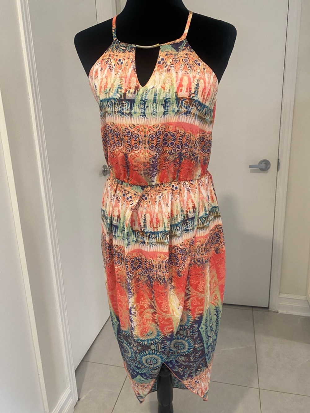 SUZY SHIER SLEEVELESS midi Length orange Halter Keyhole Midi Dress Size Small